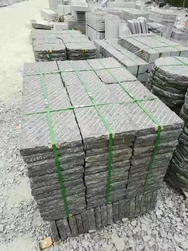 錾道面青石板